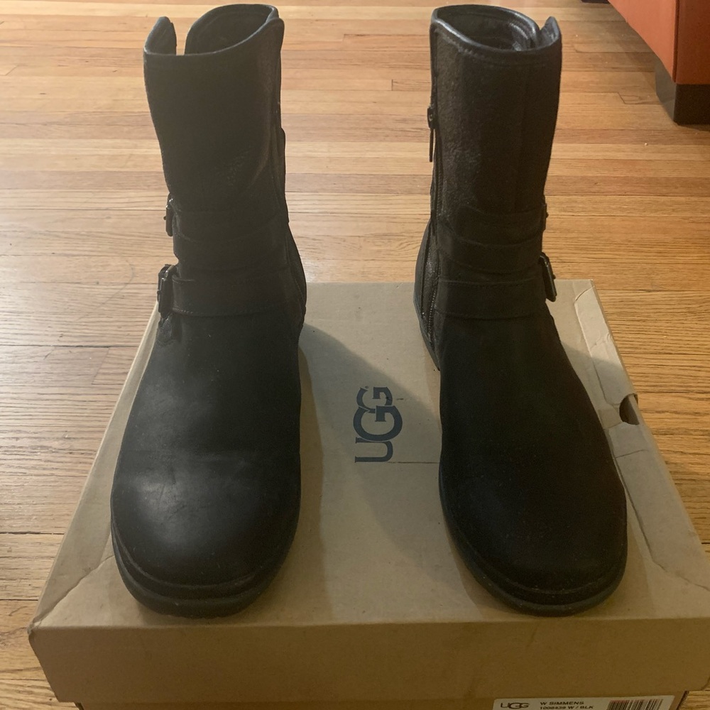 NIB sz 11 black leather Simmens Ugg moto boots